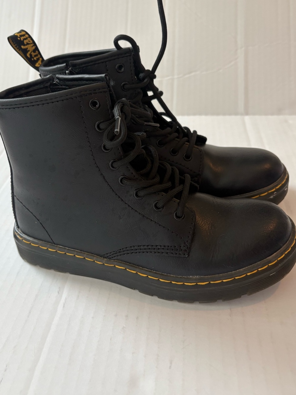 Dr. Doc Martens Zavala J Combat Boots Kids Black Leather Unisex US Size 3